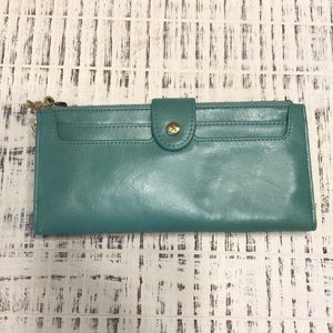 HOBO Dunn Wallet- Seafoam. NWT.